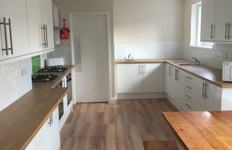 27 Lisson grove , Mutley, PL4 7DL