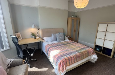 Ashford Road , Mutley, PL4 7BL